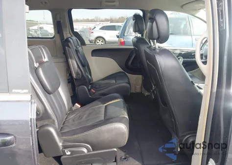 2014 Chrysler Town & Country Touring z USA, uszkodzony, nr VIN 2C4RC1BG0ER325758